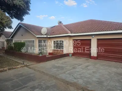 House For Rent in Zimre Park