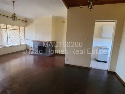 Townhouse/Cluster For Rent in Mabelreign