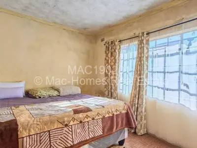 House For Sale in Westlea