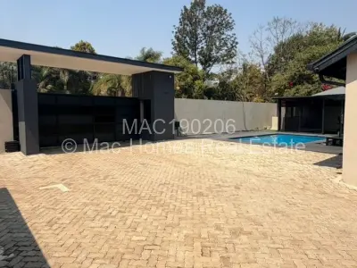 Flat/Apartment For Rent in Avondale