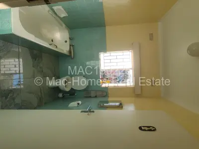 Office For Rent in Gunhill