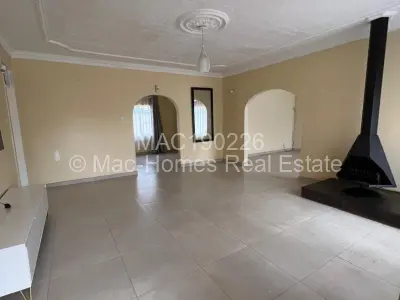 Townhouse/Cluster For Sale in Greendale