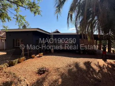 House For Sale in Bluff Hill