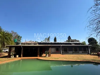 House For Sale in Bluff Hill