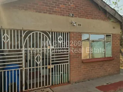 House For Sale in Zengeza