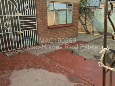 House For Sale in Zengeza
