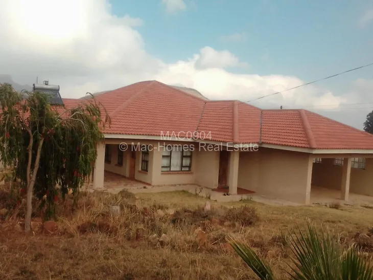 House for Sale in Nyanga