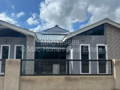 Townhouse/Complex/Cluster for Sale in Hatfield