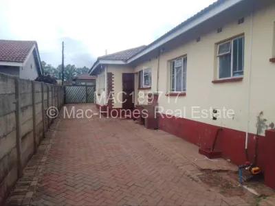 House for Sale in Westlea Hre