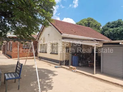 House for Sale in Hillside