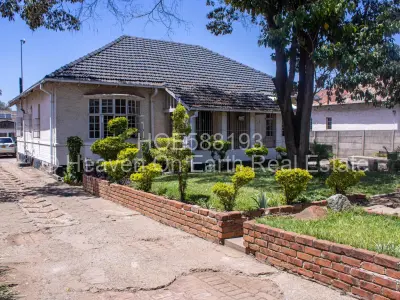 Townhouse/Complex/Cluster for Sale in Avenues