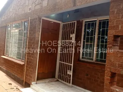 House for Sale in Dzivarasekwa