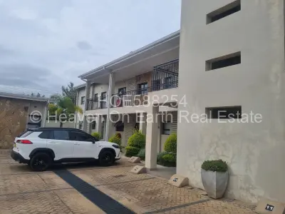 Townhouse/Cluster For Sale in Newlands