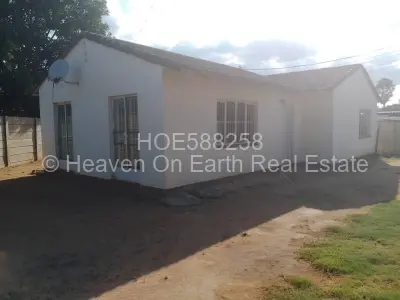 House For Sale in Eastlea