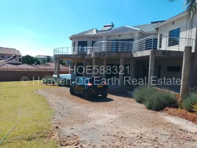 House For Sale in Brookeview
