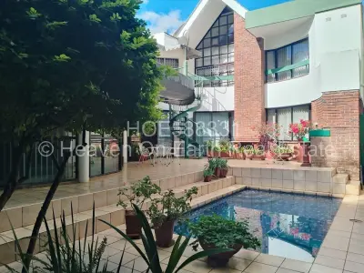 Flat/Apartment For Sale in Newlands