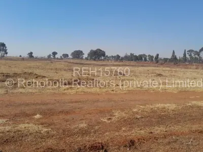 Commercial Stand For Sale in Kadoma
