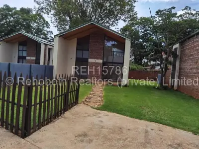 Flat/Apartment For Sale in Highlands