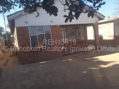 House For Sale in Chitungwiza