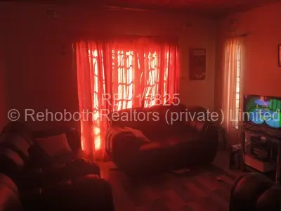House For Sale in Kuwadzana