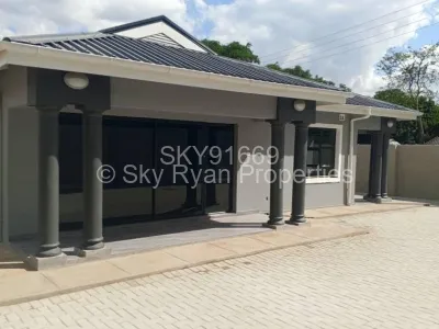 House for Sale in Greencroft