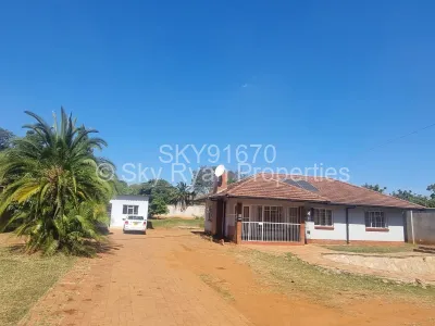 House for Sale in Hillside