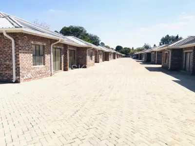 Townhouse/Complex/Cluster for Sale in Marlborough