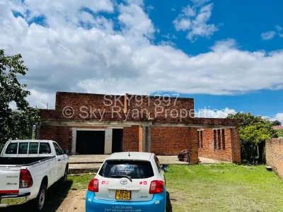 House for Sale in Waterfalls