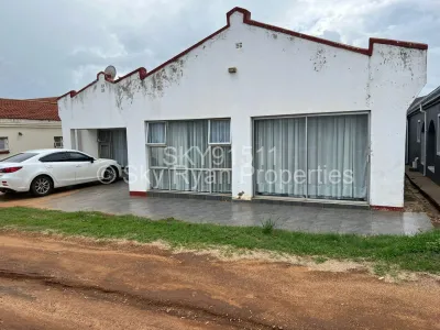 Townhouse/Complex/Cluster for Sale in Bluff Hill