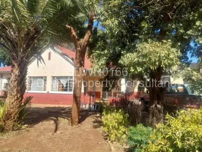 House For Sale in Famona