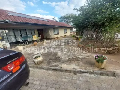 House For Sale in Matsheumhlope