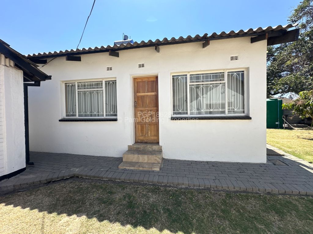 Cottage/Garden Flat For Rent in Avondale West Pam Golding Properties