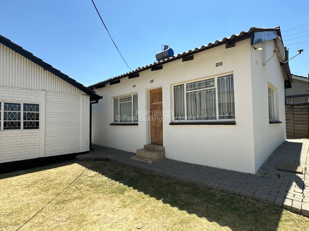 Cottage/Garden Flat For Rent in Avondale West Pam Golding Properties