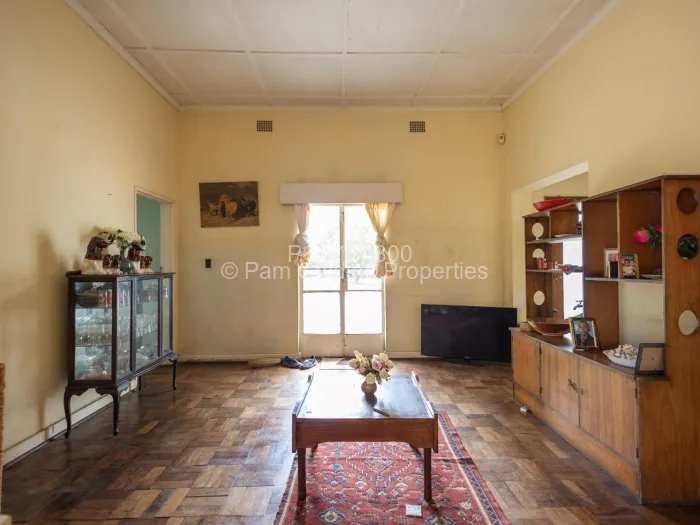 House For Sale in Emerald Hill Pam Golding Properties