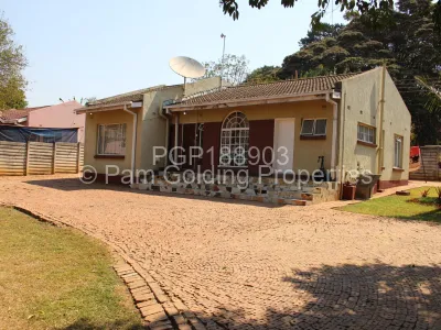 Cottage/Garden Flat to Rent in Greystone Park