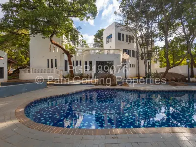 House for Sale in Greystone Park