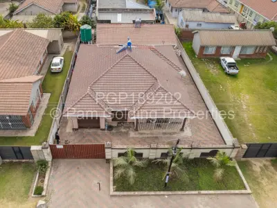 House for Sale in Mainway Meadows