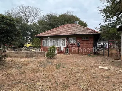 House for Sale in Famona