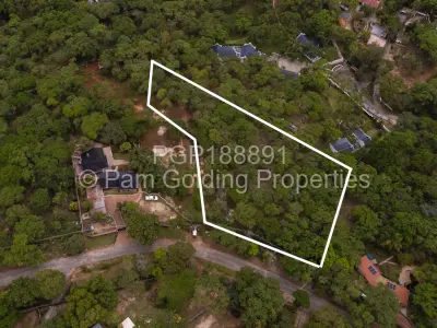 Stand for Sale in Glen Lorne