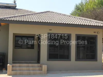 Townhouse/Complex/Cluster to Rent in Mandara