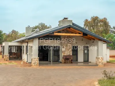 Townhouse/Complex/Cluster for Sale in Greendale North