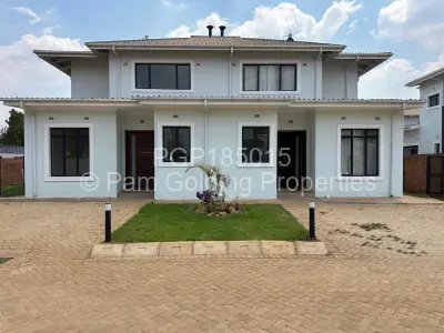 Townhouse/Complex/Cluster to Rent in Marlborough