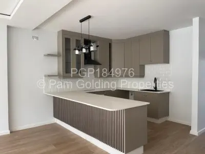 Townhouse/Complex/Cluster to Rent in Greendale