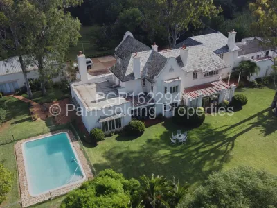 House for Sale in Suburbs