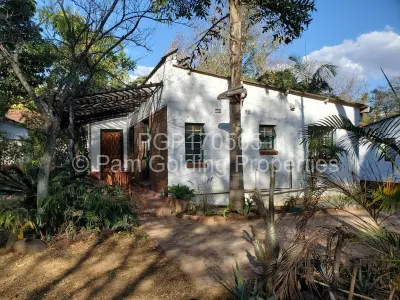 Cottage/Garden Flat to Rent in Avondale