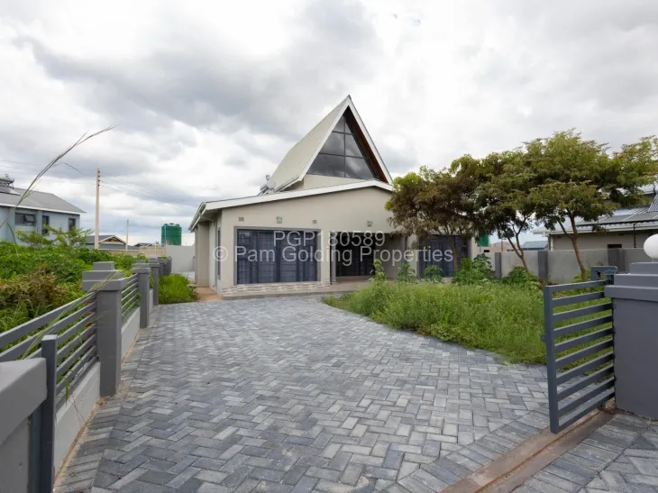 Townhouse/Complex/Cluster for Sale in Arlington