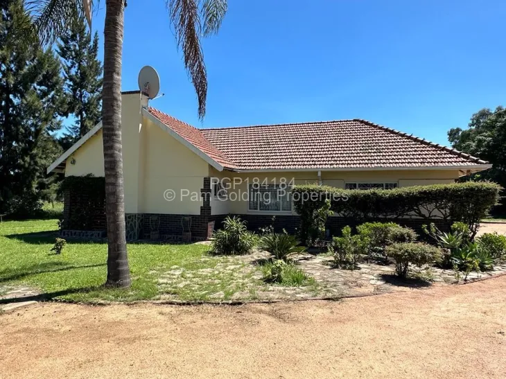 House for Sale in Newton West