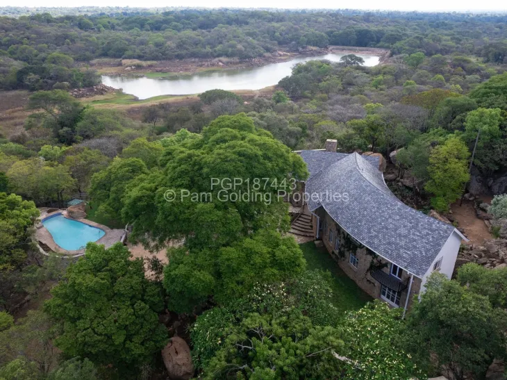House for Sale in Matsheumhlope