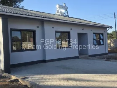 Townhouse/Complex/Cluster for Sale in Hillside Byo