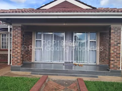 Townhouse/Complex/Cluster for Sale in Waterfalls